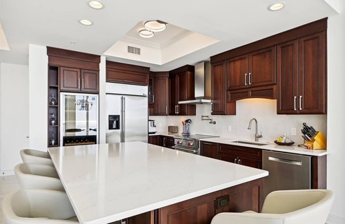 Destin Condo | Gorgeous 3 BR Penthouse at Silver Beach