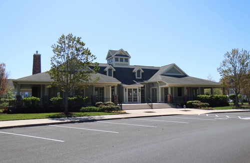 Villages of Five Points Condo | Gorgeous 3BR, 2 bath condo, comm pool, tennis, restaurants minutes to the beach!