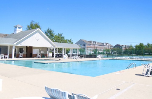 Villages of Five Points Condo | Gorgeous 3BR, 2 bath condo, comm pool, tennis, restaurants minutes to the beach!
