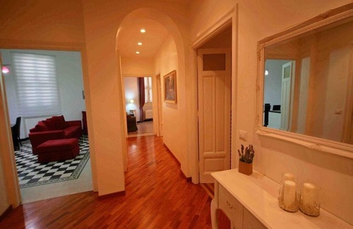 Testaccio Apartment | Gorgeous 4 bedroom apartment in the center of Rome