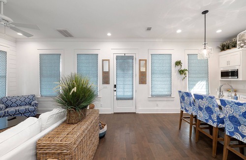 Saint Simons Heights House | Gorgeous 4 bed/3.5 bath Home with Private Pool