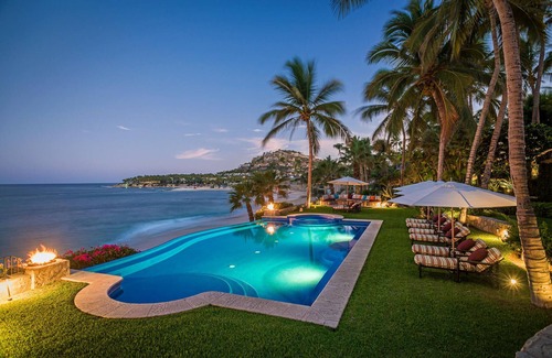 Palmilla Villa | Gorgeous 8 BR Beachfront Koll Estate w/Private Pool, A/C, WiFi, BBQ + More!