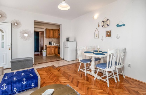 Klanfari Apartment | Gorgeous apartment in Dramalj