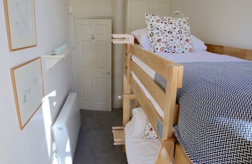 Addison Apartment | Gorgeous apartment in Kensington Olympia