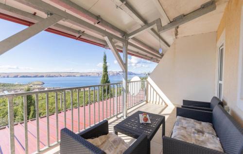 Stinica Apartment | Gorgeous Apartment In Stinica With Wifi