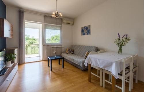 Finida Apartment | Gorgeous Apartment In Umag With Wifi