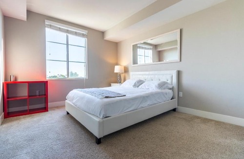 Pico Apartment | Gorgeous apartment in Santa Monica!