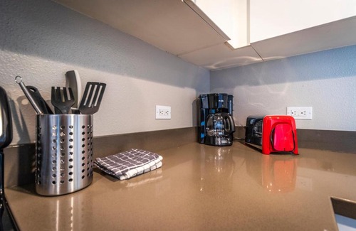 Pico Apartment | Gorgeous apartment in Santa Monica!