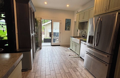 Chico House | Gorgeous craftsman home across from Bidwell Park