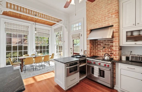East Carrollton House | Gorgeous & Elegant Home In Uptown New Orleans!