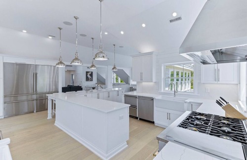 Corolla House | Gorgeous estate in the Currituck Club, Corolla! Perfect for events and retreats!