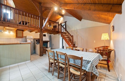 Loubejac House | Gorgeous Holiday Home in Loubejac with Garden