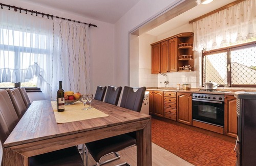 Sveti Filip i Jakov House | Gorgeous home in Sv. Filip i Jakov
