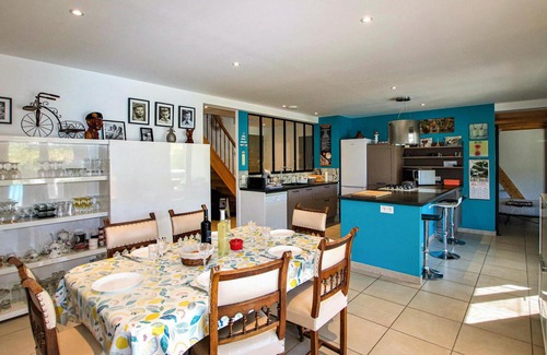 Aubignan House | Gorgeous home in Aubignan