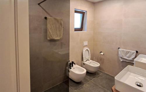 Bale House | Gorgeous Home In Bale With Wifi