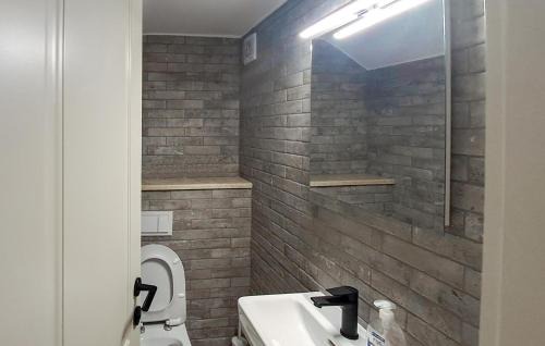 Bale House | Gorgeous Home In Bale With Wifi