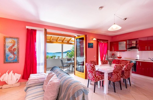 Prizba House | Gorgeous home in Blato with WiFi