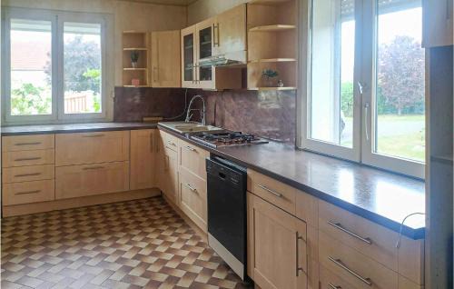 Briare House | Gorgeous Home In Briare With Sauna