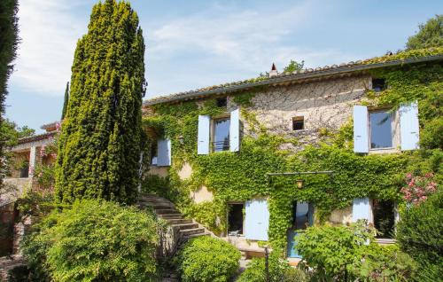 Clansayes House | Gorgeous Home In Clansayes Clansayes