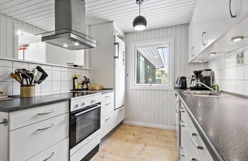 Sjllands Odde House | Gorgeous home in Sjællands Odde with WiFi