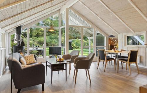 Ordrup House | Gorgeous Home In Fårevejle With Sauna