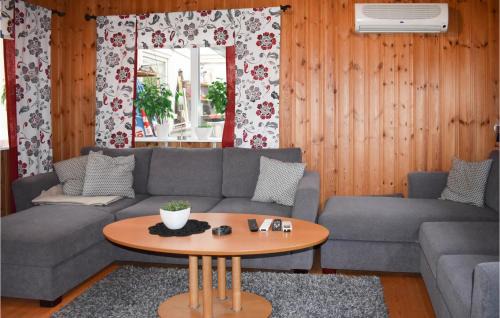Tosteberga House | Gorgeous Home In Fjälkinge With Wifi