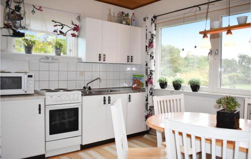 Tosteberga House | Gorgeous Home In Fjälkinge With Wifi