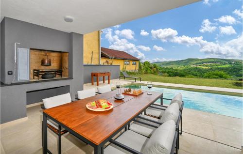 Gornji Kneginec House | Gorgeous Home In Gornji Kneginec
