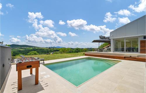 Gornji Kneginec House | Gorgeous Home In Gornji Kneginec