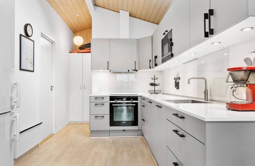 Vrist Strand House | Gorgeous home in Harboøre with WiFi