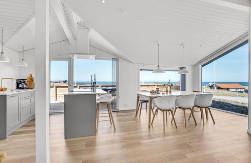 Lonstrup House | Gorgeous home in Hjørring with WiFi