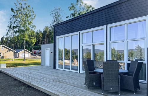 Hurdal Municipality House | Gorgeous home in Hurdal with lake view
