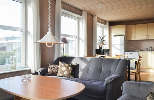 Hvide Sande House | Gorgeous home in Hvide Sande with sauna