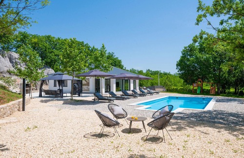 Podbablje House | Gorgeous home in Ivanbegovina