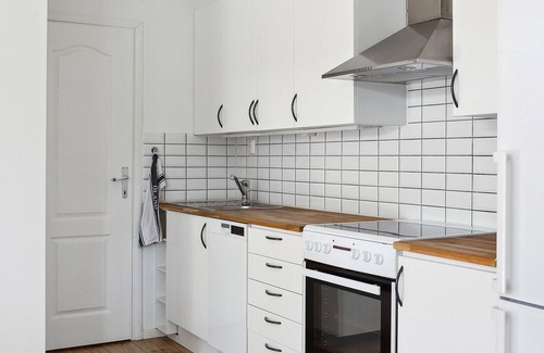 Hagaby House | Gorgeous home in Löttorp with WiFi