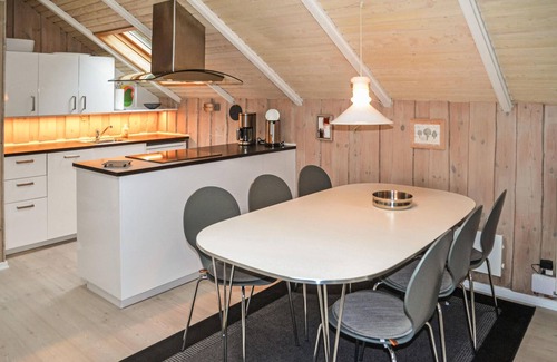 Jegum House | Gorgeous home in Oksbøl with WiFi