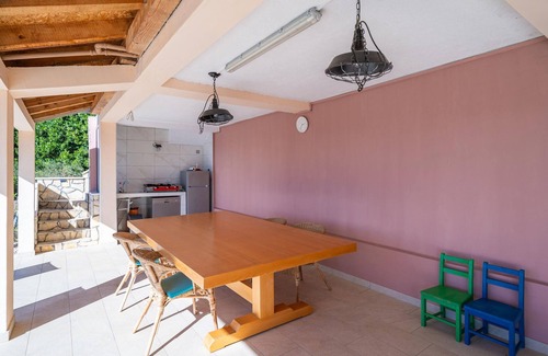 Orasac House | Gorgeous home in Orasac with kitchen