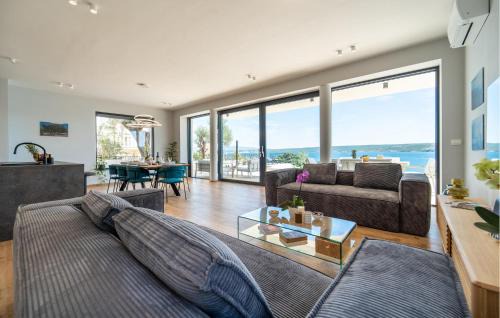 Municipality of Posedarje House | Gorgeous Home In Posedarje With Sauna