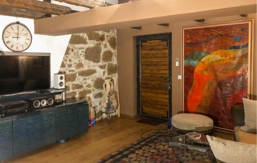 Rijeka House | Gorgeous Home In Rijeka With Kitchen
