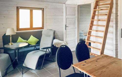 Ryn House | Gorgeous Home In Rybical With Kitchen