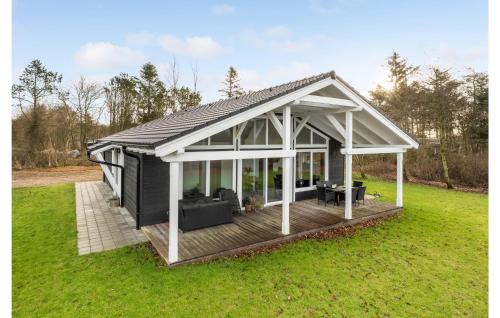 Thyholm House | Gorgeous Home In Thyholm With Wifi