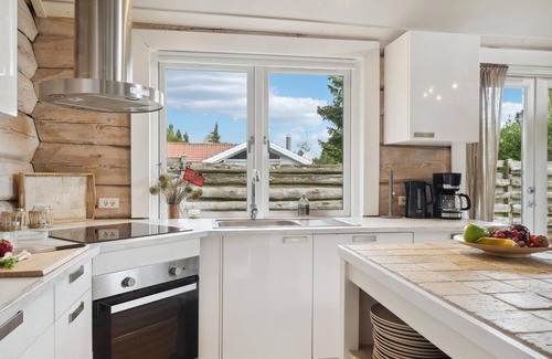 Marielyst House | Gorgeous home in Væggerløse with sauna