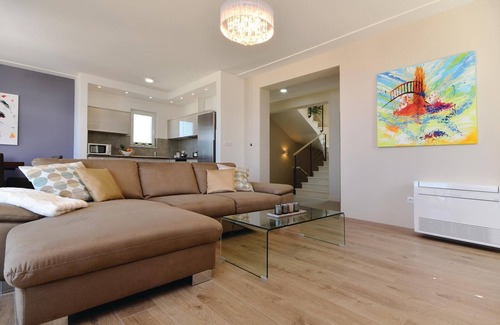 Veliko Brdo House | Gorgeous home in Veliko Brdo