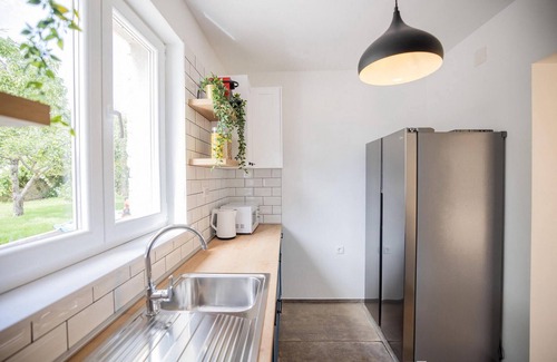 Vir House | Gorgeous home in Vir with sauna