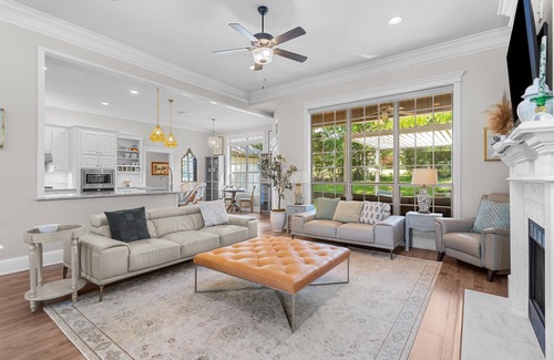 Tyler House | Gorgeous Home with Idyllic Huge Yard