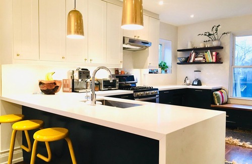 Palmerston House | Gorgeous house on quiet residential street in downtown Toronto!