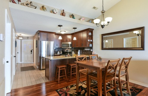 Hollister Condo | Gorgeous Lake View 3BR Condo~Near Marina~Pool~FREE TICKETS INCLUDED! (700EP)