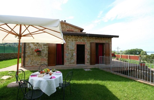 Monte del Lago Villa | Gorgeous Mansion in Monte del Lago with Lake View