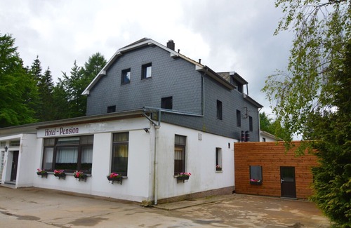 Buellingen Villa | Gorgeous Mansion with Swimming Pool and Sauna in Büllingen