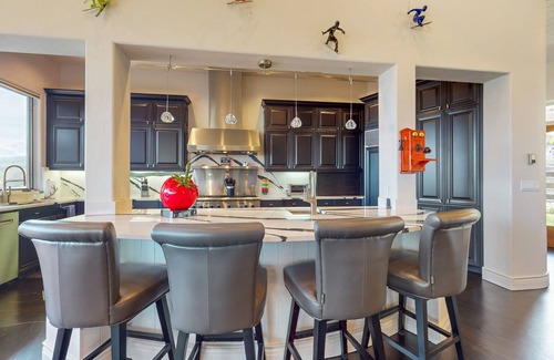 Snowmass Village House | Gorgeous mountain mansion with amazing views & pool table - close to the slopes